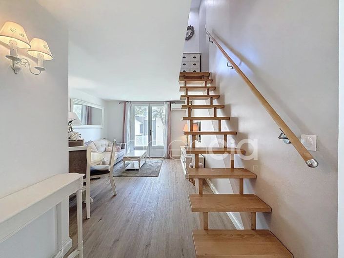 Image No.3-1 Bed House for sale