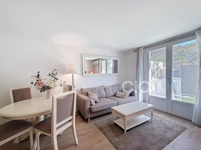 Image No.4-1 Bed House for sale