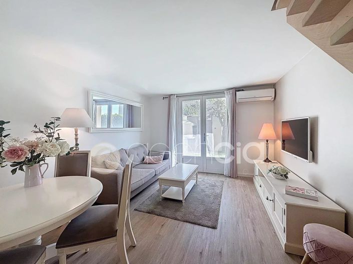 Image No.5-1 Bed House for sale