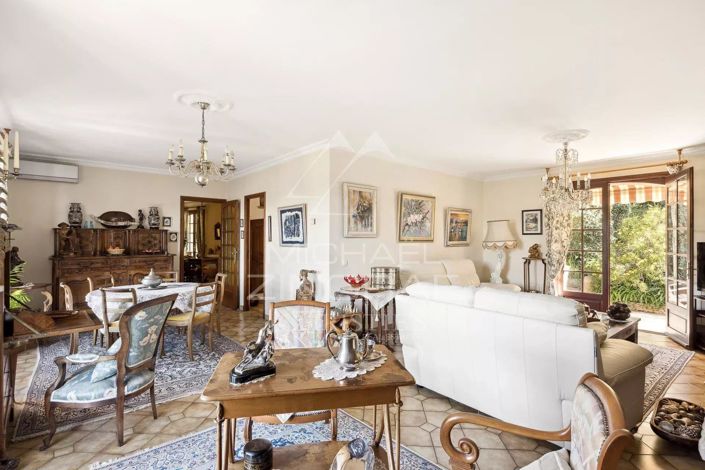 Image No.4-4 Bed House for sale