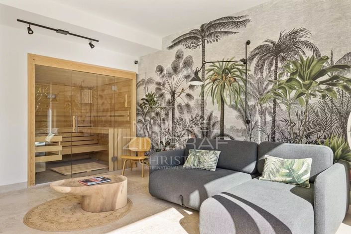 Image No.10-5 Bed House for sale