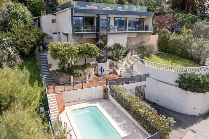 Image No.2-4 Bed House for sale