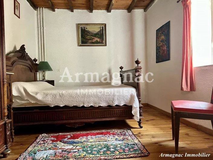 Image No.15-5 Bed House for sale