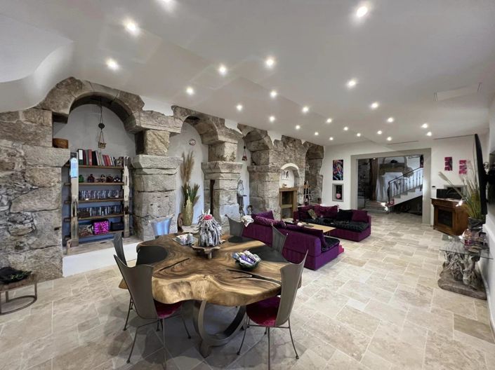 Image No.5-Maison de 2 chambres à vendre à Trans-en-Provence