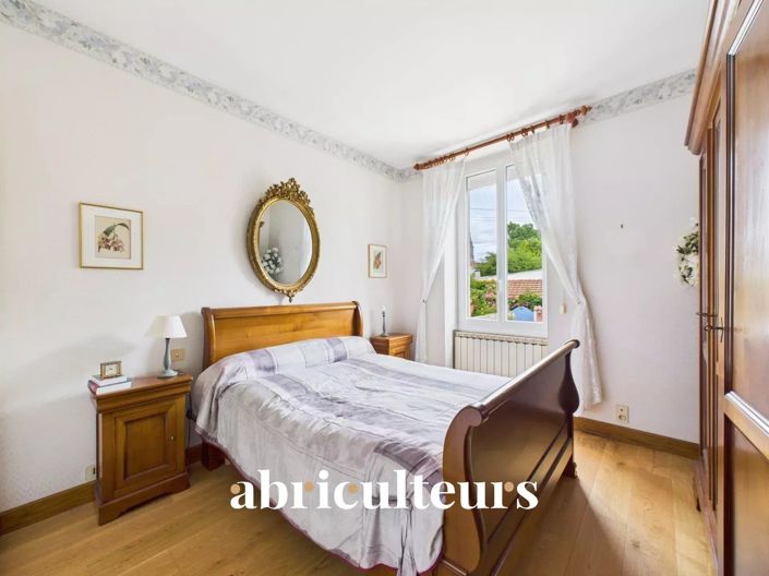 Image No.5-4 Bed House for sale