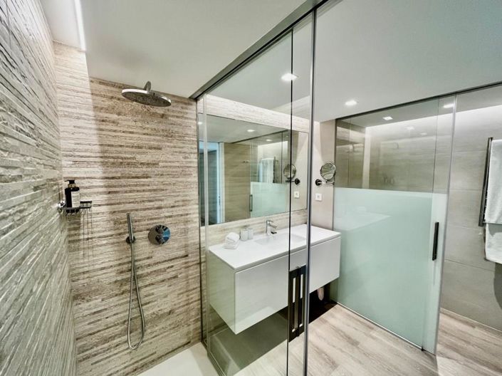 Image No.20-2 Bed Apartment for sale