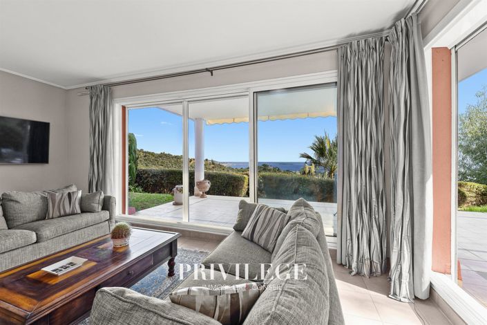 Image No.6-3 Bed House for sale