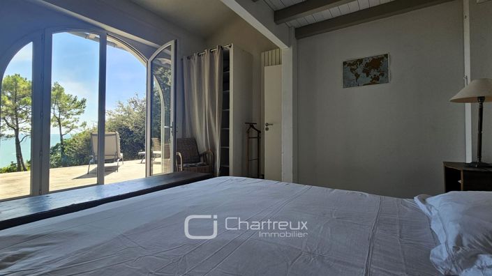 Image No.12-4 Bed House for sale