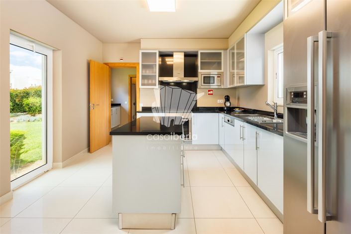 Image No.26-3 Bed House for sale