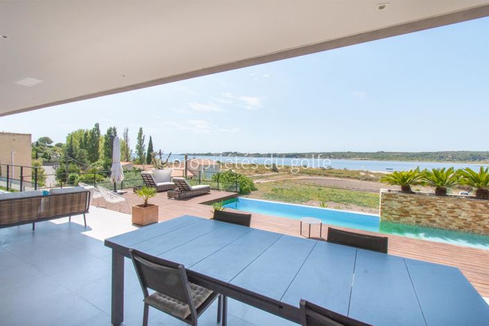 Image No.18-4 Bed House for sale