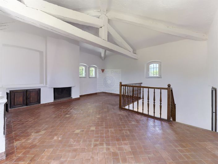 Image No.10-4 Bed House for sale