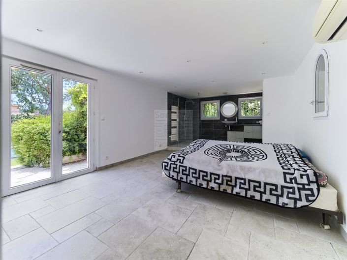 Image No.13-4 Bed House for sale