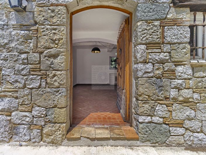 Image No.3-4 Bed House for sale