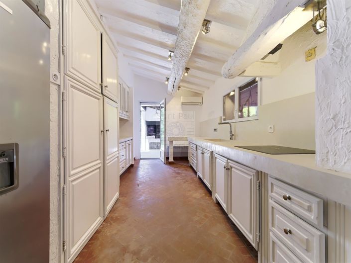 Image No.8-4 Bed House for sale