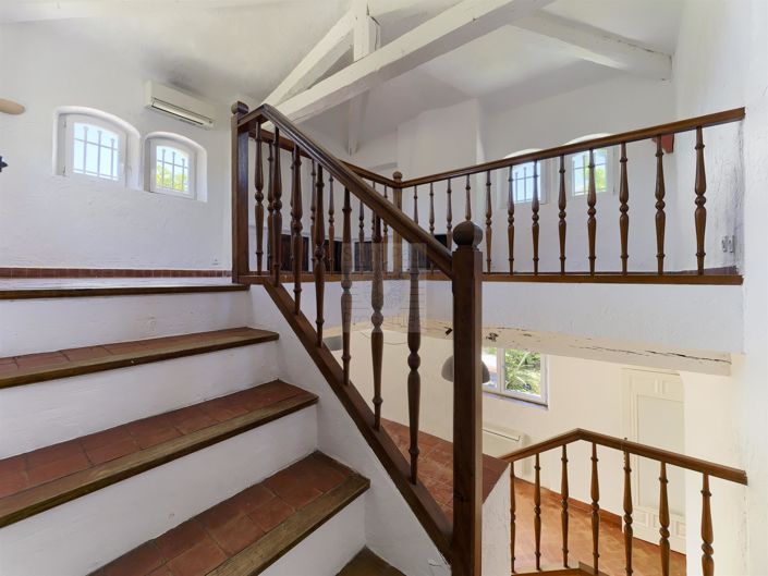 Image No.9-4 Bed House for sale