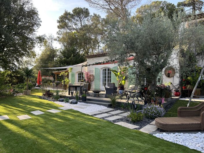 Image No.17-4 Bed House for sale