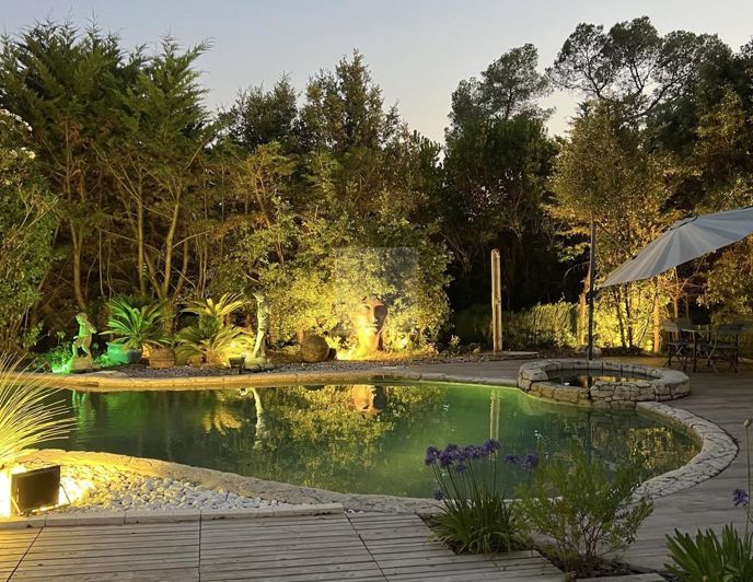 Image No.2-4 Bed House for sale