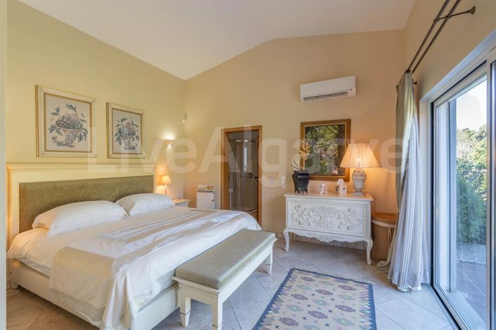 Image No.36-4 Bed House for sale