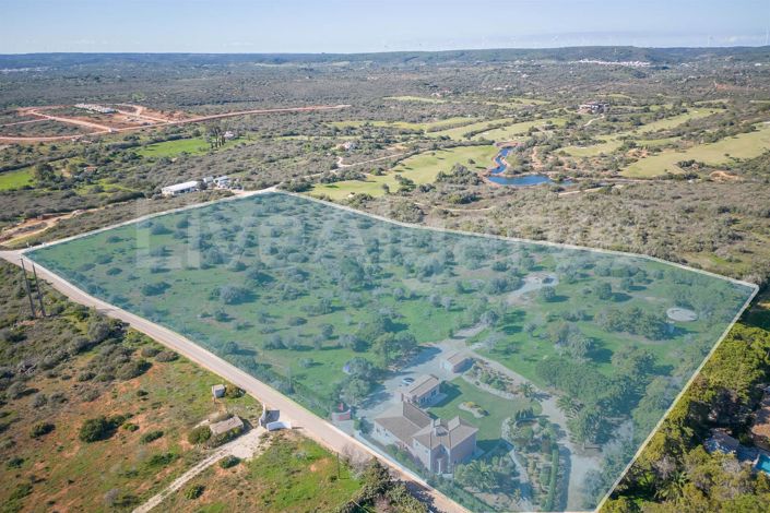 Image No.4-4 Bed House for sale