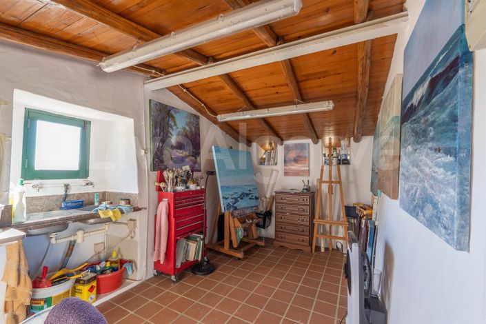 Image No.43-4 Bed House for sale