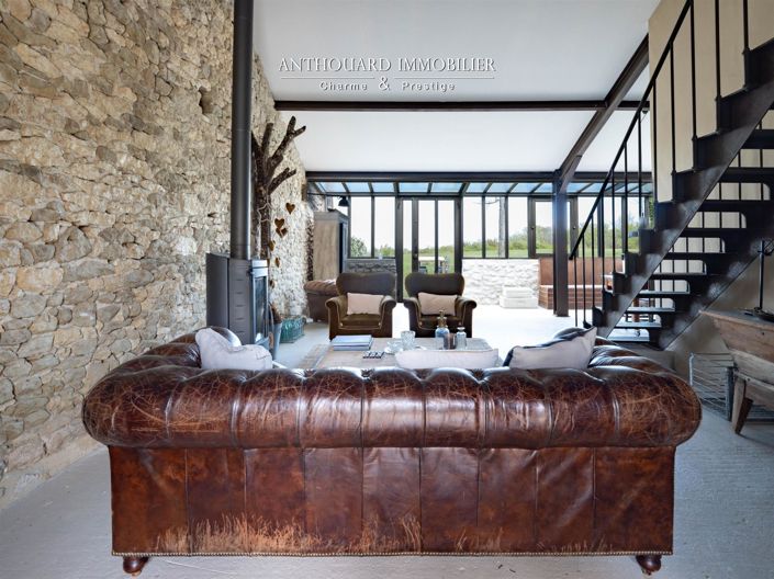 Image No.14-3 Bed House for sale