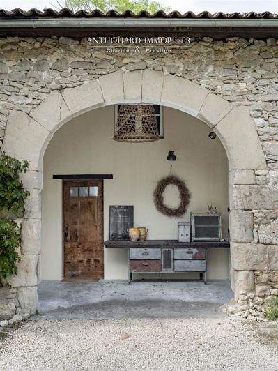 Image No.1-2 Bed House for sale