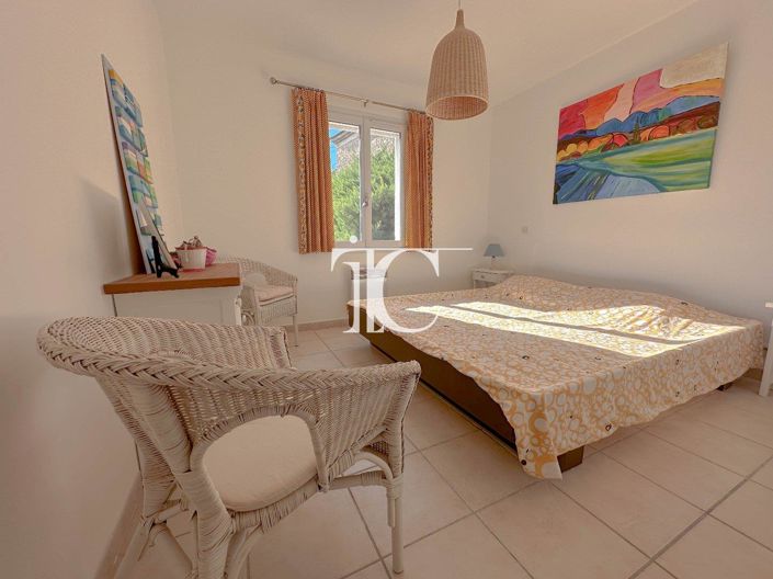 Image No.7-3 Bed House for sale