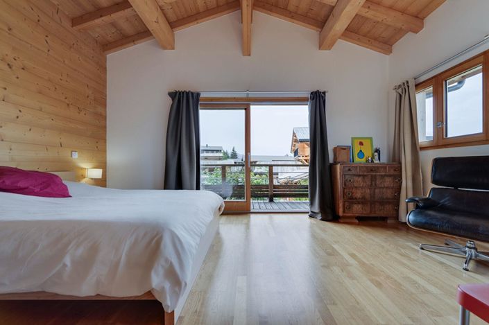 Image No.10-7 Bed House for sale