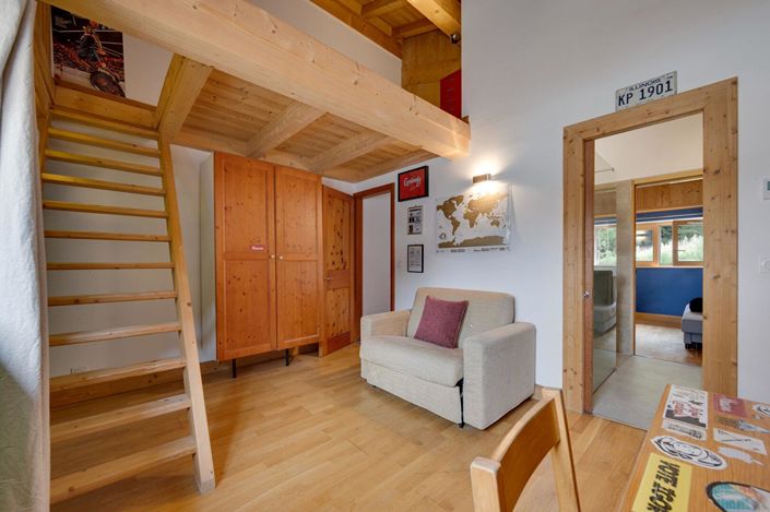 Image No.12-7 Bed House for sale