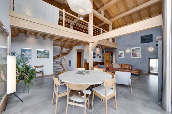 Image No.7-7 Bed House for sale