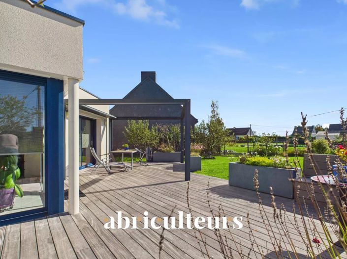 Image No.9-7 Bed House for sale