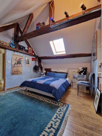 Image No.16-4 Bed House for sale