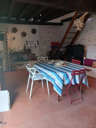 Image No.24-4 Bed House for sale