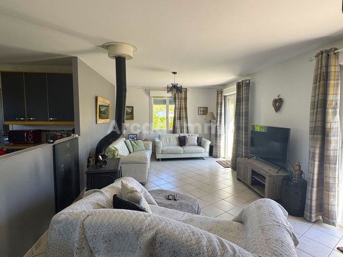 Image No.5-4 Bed House for sale