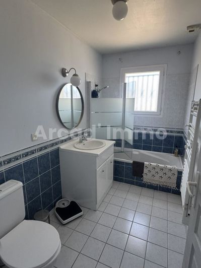 Image No.7-4 Bed House for sale