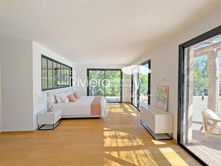 Image No.14-4 Bed House for sale