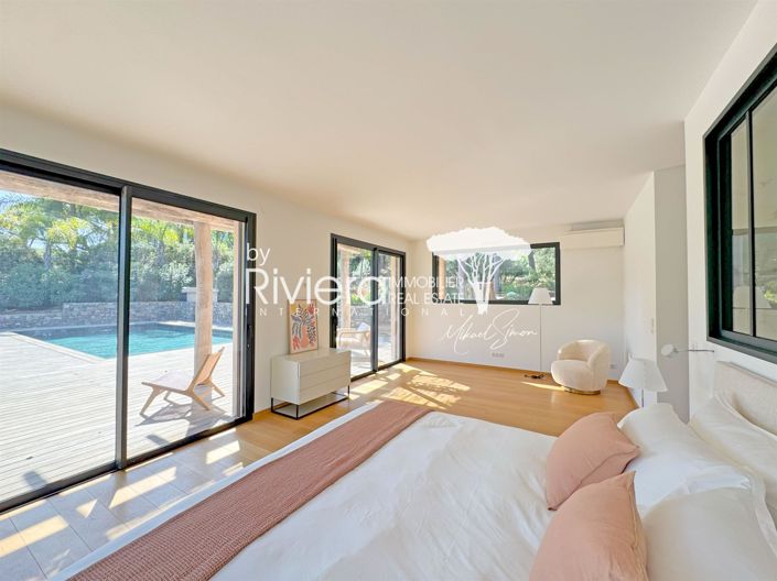 Image No.15-4 Bed House for sale