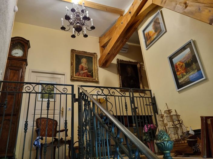 Image No.19-4 Bed House for sale