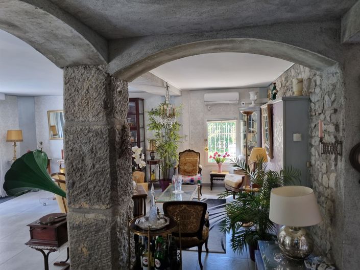 Image No.7-4 Bed House for sale