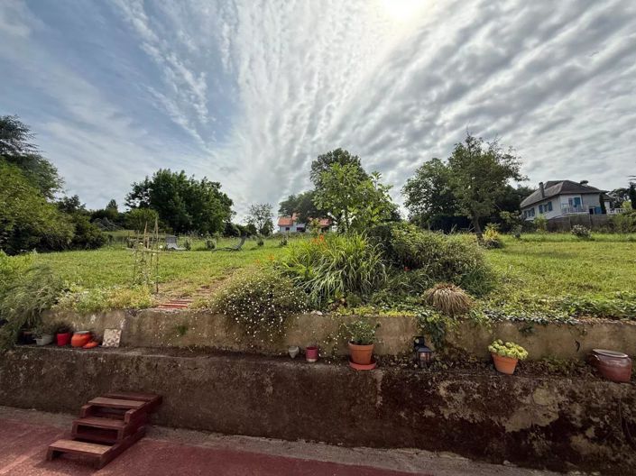 Image No.2-6 Bed House for sale