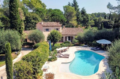 5 Bed House for sale