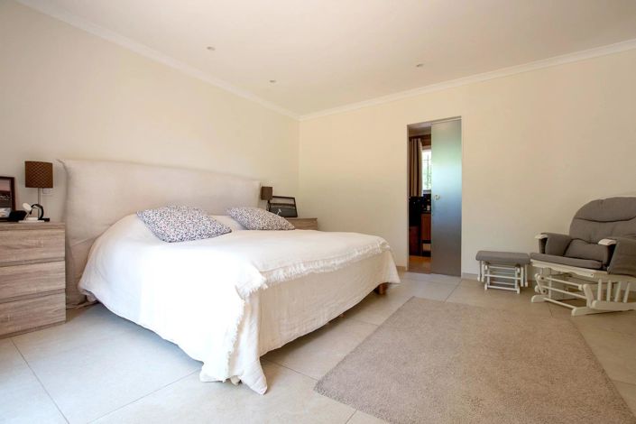 Image No.17-5 Bed House for sale