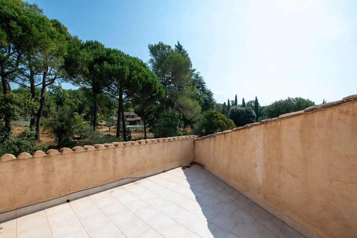 Image No.27-5 Bed House for sale