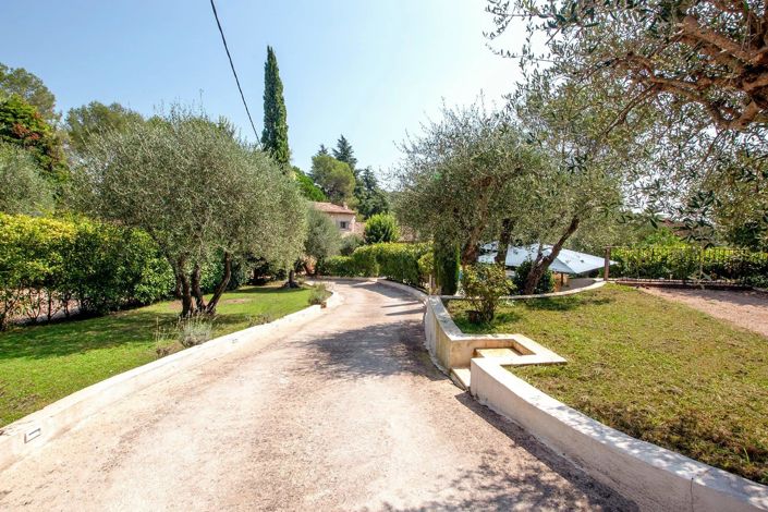 Image No.43-5 Bed House for sale