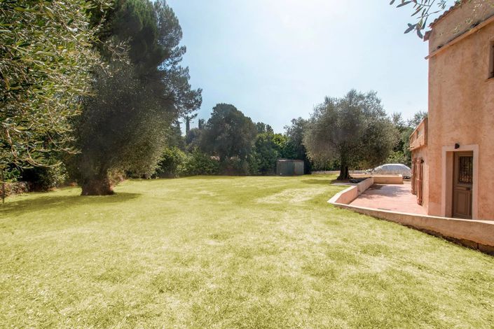 Image No.47-5 Bed House for sale