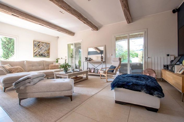 Image No.7-5 Bed House for sale