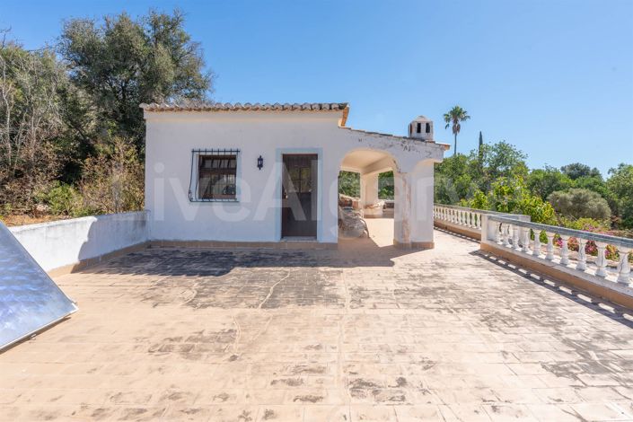 Image No.14-4 Bed House for sale