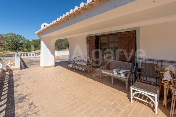 Image No.15-4 Bed House for sale