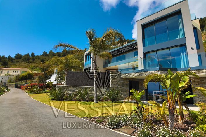 Image No.2-Maison de 5 chambres à vendre à Èze