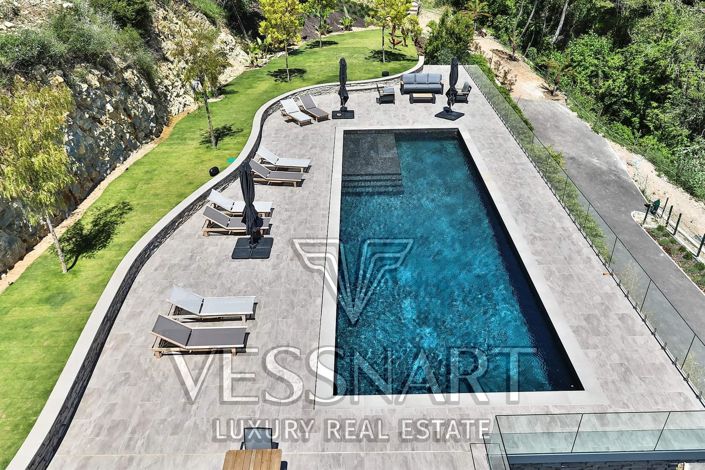 Image No.5-Maison de 5 chambres à vendre à Èze